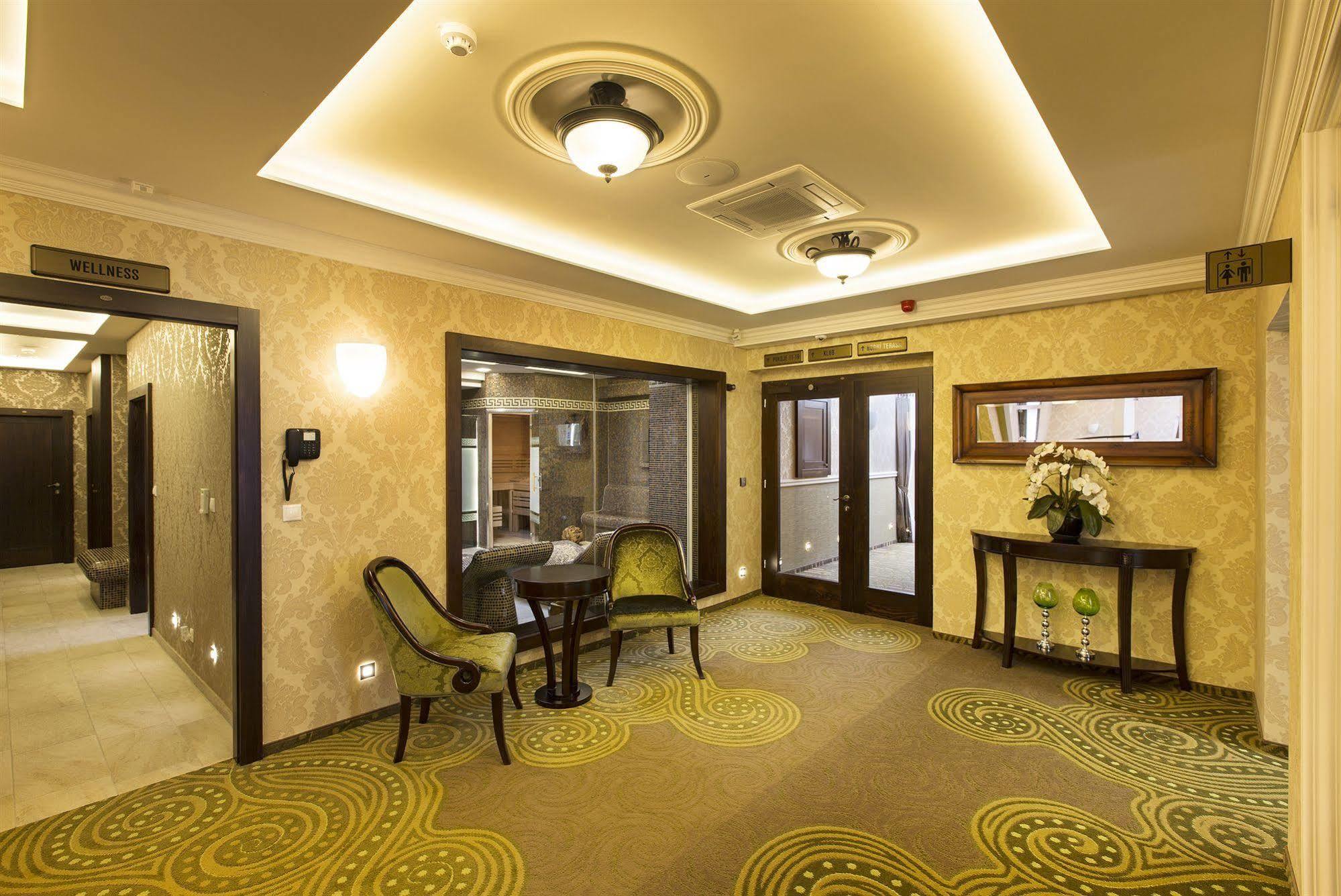 Hotel Dvorana Карлові Вари Екстер'єр фото