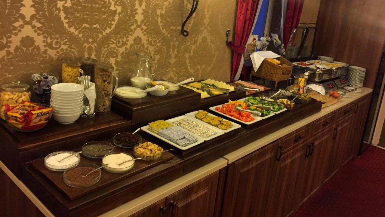 Hotel Dvorana Карлові Вари Екстер'єр фото